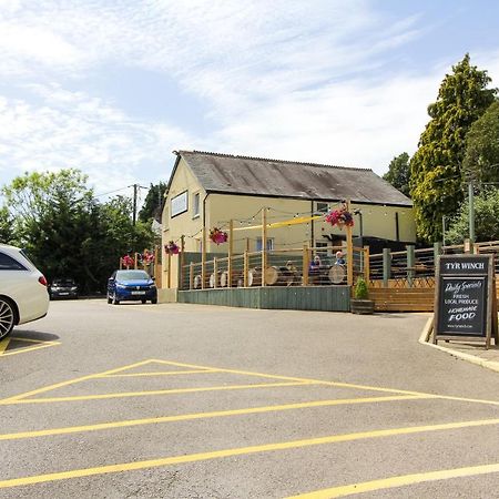 Tyr Winch Hotel Cardiff Exterior photo